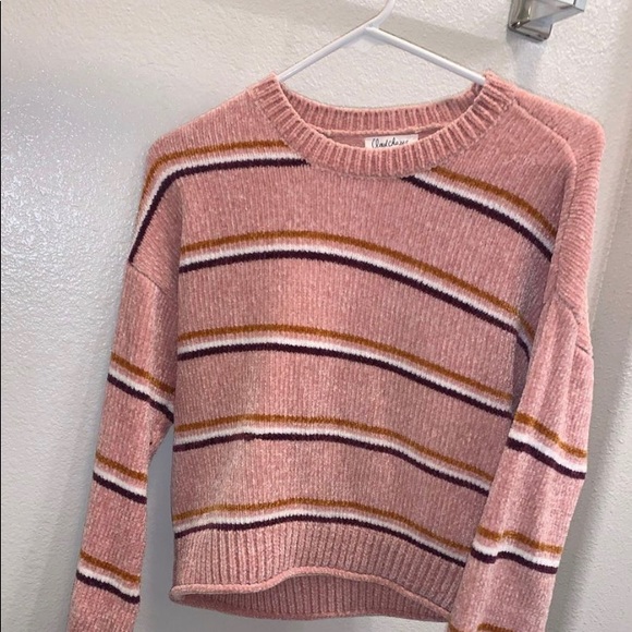 Cloud Chaser Sweater - Picture 2 of 5